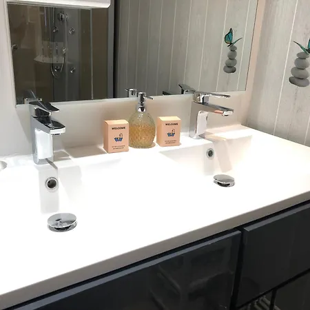 Le Cozy Near Center Train Station & Sciencespo Apartment *