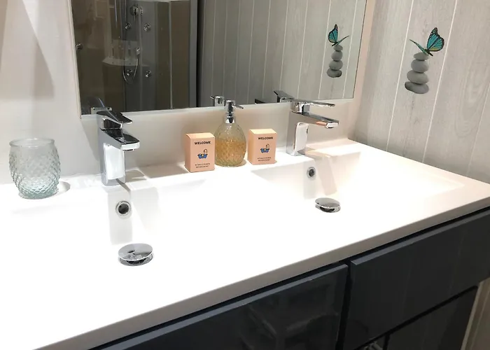 Le Cozy Near Center Train Station & Sciencespo شقة *